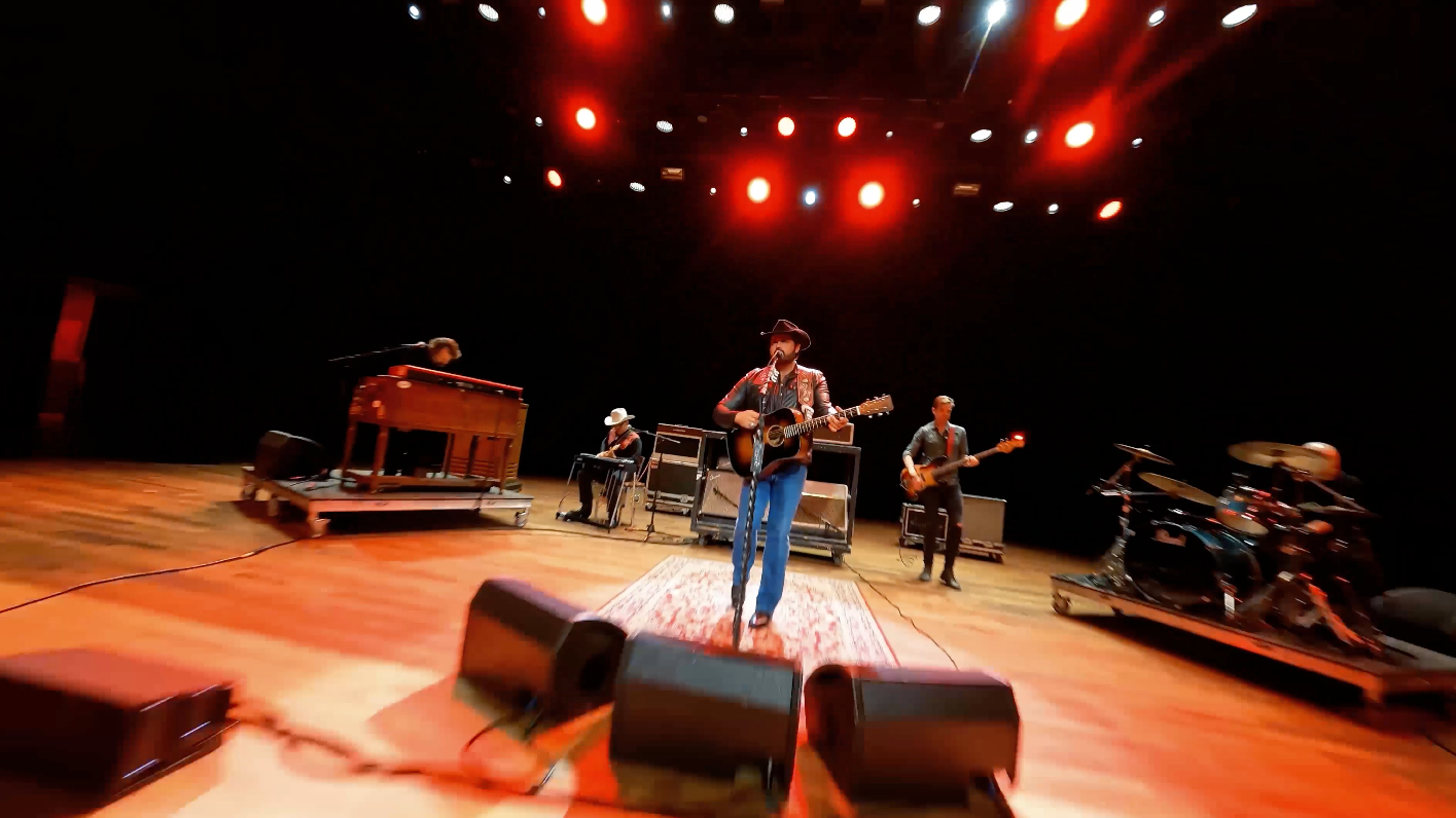 RANDY HOUSER MAKES COMMANDING RETURN WITH “NOTE TO SELF”